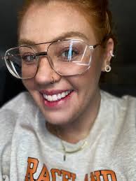 Gold powder highlighter recommendations?