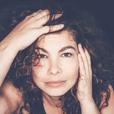 Rosie Hansen's Instagram, Twitter & Facebook