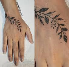 Pin By Rochelle Gaudet On Tattoos In 2020 Hand Tattoos For Women Hand Tattoos Pretty Tattoos