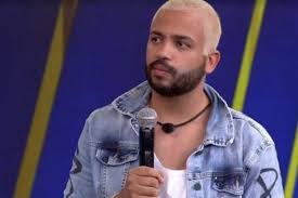 Veja mais ideias sobre projota frases, cantores, musicas projota. Bbb21 Projota Reencontra Com A Esposa Apos Eliminacao Do Reality Show Marcia Piovesan