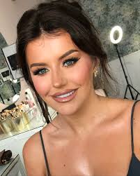 My girl @makeupbychant 🔥 @byrobynanderson LAURA lash · Robyn Anderson ·  Facebook