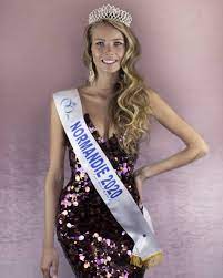 Elle est élue miss normandie 2020 puis miss france 2021, lors du centenaire du concours, succédant à clémence botino. Photo Officielle De Notre Miss Normandie 2020 Amandine Petit Amandine Petit Miss Normandie 2020 Pour Miss France 2021 Facebook