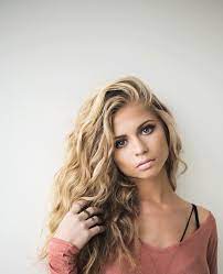 The size of the braid will determine how wavy your hair will be. How To Style Wavy Hair Love The Make Up Natural Wavy Hair Curly Hair Styles Wavy Curly Hair