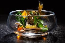 Alinea Chicago L Art De Dresser Et Presenter Une Assiette Comme Un Chef De La Gastronomie Http Beautiful Food Food Presentation Molecular Gastronomy