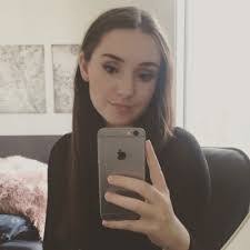 Laura Fast's Instagram, Twitter & Facebook