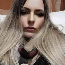 Why does Caroline's makeup change in S2 E3 of The Vampire Diaries?