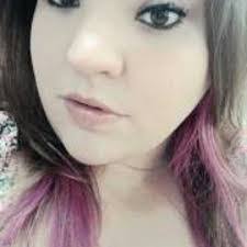 Lisa Labombard's Instagram, Twitter & Facebook