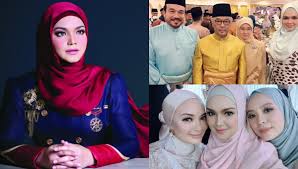 Siti nurhaliza (nama lengkap dengan gelar: Nonamerdeka Pengiktirafan Demi Pengiktirafan Diperoleh Dato Seri Siti Nurhaliza Lambang Ikon Wanita Malaysia Nona