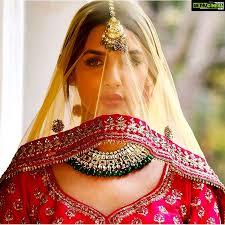 Envato.com has been visited by 100k+ users in the past month Natasha Singh Gypsy Traditional Hd Wallpaper Gethu Cinema