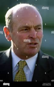 ALLAN DICKMAN RACE HORSE TRAINER WETHERBY RACECOURSE WETHERBY ENGLAND 08  December 2001 Stock Photo