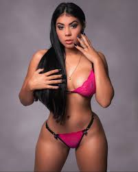 Modelo ventila toda la verdad sobre el OnlyFans!