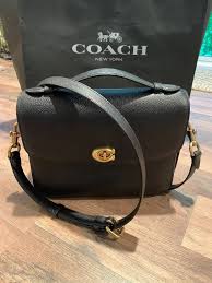 13 Best Black Pouchette Metis Vs Black Coach Cassie Ideas Pochette Metis Louis Vuitton Pochette Metis Louis Vuitton