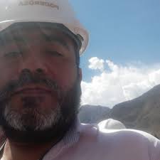 Stream episode Entrevista a Ismael Lopez, Jefe de comunicaciones de la  minera PODEROSA. TResponsabilidad Social: by Sin Cortes podcast