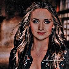 I like Amber and Anvi 😍♥️🤍