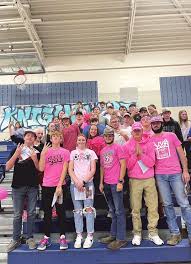 At Cerro Gordo, they're dressed for success