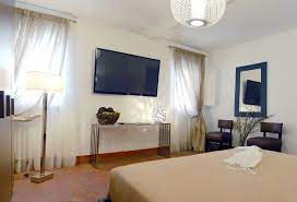 Navona Luxury Apartments Appartamento Superior Un Accogliente Appartamento Di 47 Mq Con Affaccio Sui Vicoli Piu S Bagno Con Doccia Appartamento Divano Letto