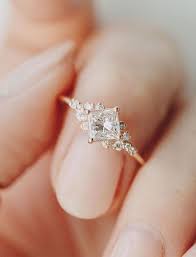 75 Unique Engagement Rings With Glamorous Charm Dream Engagement Rings Diamond Wedding Bands Unique Engagement Rings