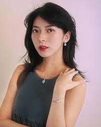 Amy Ang's Instagram, Twitter & Facebook