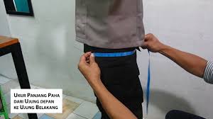 Jangan khawatir soal ukuran, berikut video tutorial cara mengukur dan juga standar ukuran di gudang seragam. Cara Mengukur Lingkar Paha Youtube