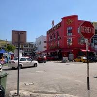 Penyusunan waktu solat fardhu telah diajarkan sendiri oleh malaikat jibrail kepada nabi muhammad s.a.w. Emas Anuar Jewelry Store