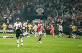 Germany vs netherlands arsenal vs chelsea manchester united vs manchester city real madrid vs barcelona bayern munich vs borussia dortmund brazil vs argentina juventus vs milan olympique marseille vs psg boca juniors vs river plate ajax vs feyenoord. Fotografo Repete Foto Epica De Vitoria Do Corinthians Sobre O Sao Paulo Dois Anos Depois