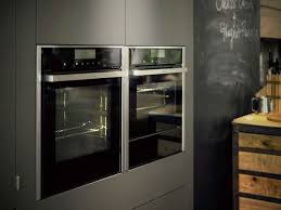 Los hornos para hostelería son máquinas imprescindibles para cualquier cocina profesional. Hornos De Cocina Alta Gama Neff
