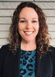 Kelly Arndt's Instagram, Twitter & Facebook