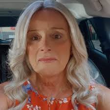 Veronica Mead (@veronica.june.mead) • Threads, Say more