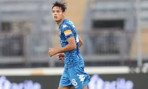 Samuele ricci vs adrien rabiot. Borussia Dortmund Se Junta A Gigantes Italianos Na Corrida Por Samuele Ricci