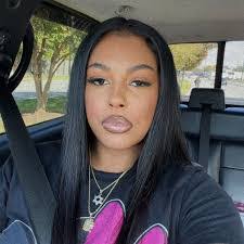 Kenya Woods's Instagram, Twitter & Facebook