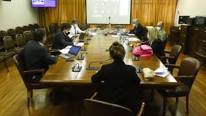 Gobierno está decidido a ir al tc si se aprueba el proyecto que sigue sumando adeptos. Tercer Retiro Del 10 Postergan Votacion De Proyectos Que Buscan Una Nueva Extraccion Meganoticias