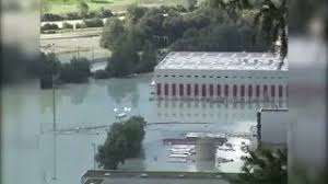 Die übersichtskarte enthält eine zusammenfassung aller unwettergefahren bzw. Unwetter 2005 Kanton Uri Erstfeld Altdorf Fluelen Schachental Youtube