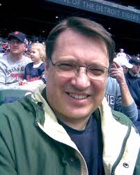 Hi I have seen so many energy companies that sell a fixed rate of 17 -40  euros for monthly gas or light. And I do not understand whether they are  just scams