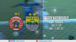 Pertandingan persija jakarta vs persib bandung (piala menpora 2021). P8mue4afupyqqm