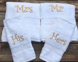 Embroidered Monogrammed Wedding Gift Towels Mr Mrs Towels Etsy Monogram Towels Monogrammed Bath Towels Personalized Towels