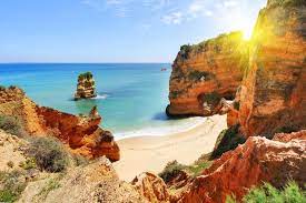 Die strände der region lissabons erstrecken sich entlang von vier küstenabschnitten. Strandurlaub In Portugal Die Schonsten Orte Am Meer