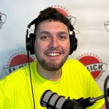 Dennis Bulger's Instagram, Twitter & Facebook