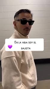 Historias divertidas de una banda musical: Cantante, Baterista, Vocalista,  Guitarrista y Bajista