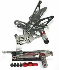 Amazon | 【SUKIRACING】YZF-R1 09-14バイク用バックステップ 調整式 CNCリアセット 適合車種 YZF-R1 09-14年式  (チタン) | バックステップ | 車＆バイク