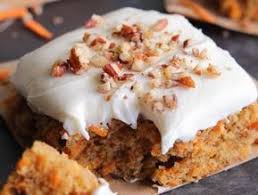 Recette Facile De Gateau A La Patate Douce Avec Un Glacage Aux Guimauves Coconut Poke Cakes Dessert Recipes Chocolate Baking