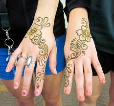 Hire a henna tattoo artist in michigan! Henna Artist For Special Events 972 243 4901 The Dallas Picnic Company