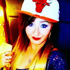 Amanda Prentice (@mandysuewho87)