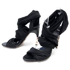Haben sie eine schwäche für gucci handtaschen? Neue Gucci Schuhe 36 Es 37 Fr Schwarze Stoffsandalen Pump Schuhe Tuch Ref 311464 Joli Closet