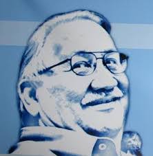 Edward Calvo's Instagram, Twitter & Facebook