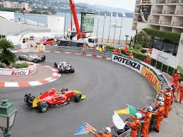 The monte carlo f1 circuit is amazing, find out more about it here! From Monaco Gp To Le Mans A Century Of Iconic Car Races Conde Nast Traveler