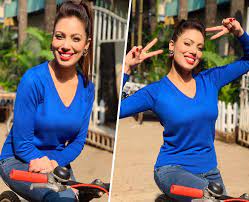 Dosto, taarak mehta serial ki actress munmun dutta jo ke babitajii ka role play krti hain unko aapne kaafi saare tv commercials me. Taarak Mehta S Munmun Dutta Or Babita Ji Beauty Fitness Regime