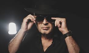 Anthony Strong : Biographie, discographie, actualités, albums, vidéos