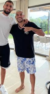 Theo Hernandezs Feet << wikiFeet Men