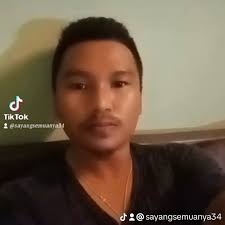 Leonor 👑 princesa de Espanha Astúrias 🇪🇸