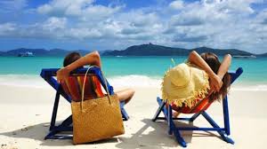 Le soleil d'été é um convite a viver o tempo das coisas, aproveitar a poesia do real com leveza, alegria e fantasia linktr.ee/lesoleildete. Vacances D Ete Les Francais Vont Partir Au Soleil En Masse Mce Tv